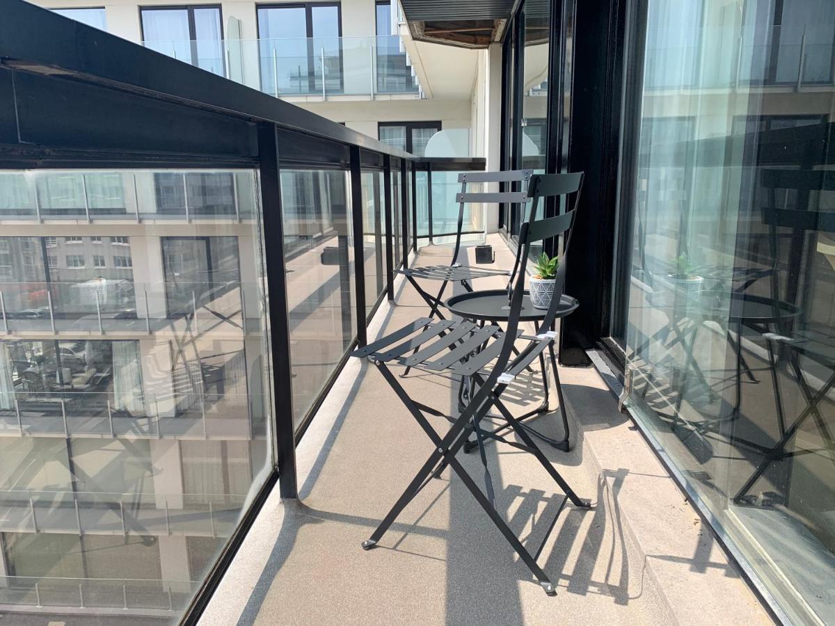 En Bord De Avec Piscine Intérieure Appartement *